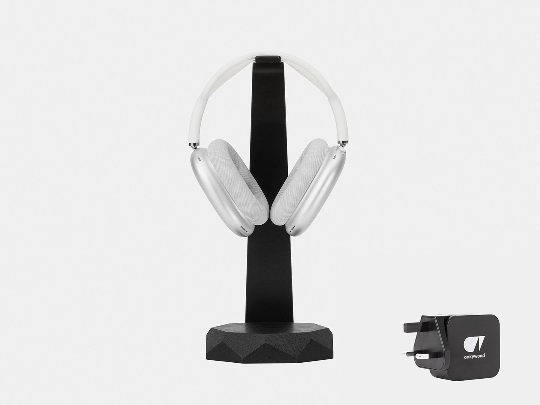 oakywood black headphone stand bundle UK plug | black, UK (Adapter type G)