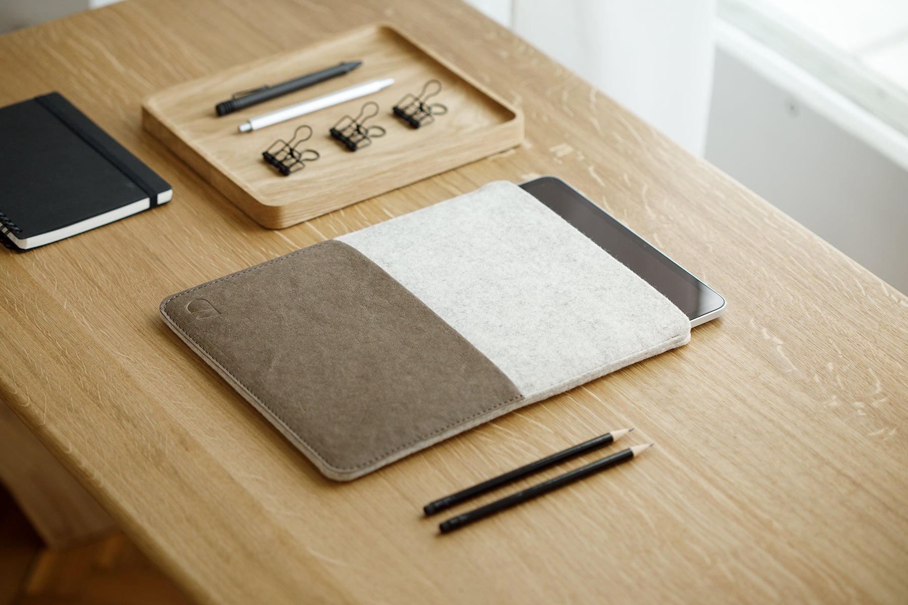 oak oakywood classic desk with accessories | oak,