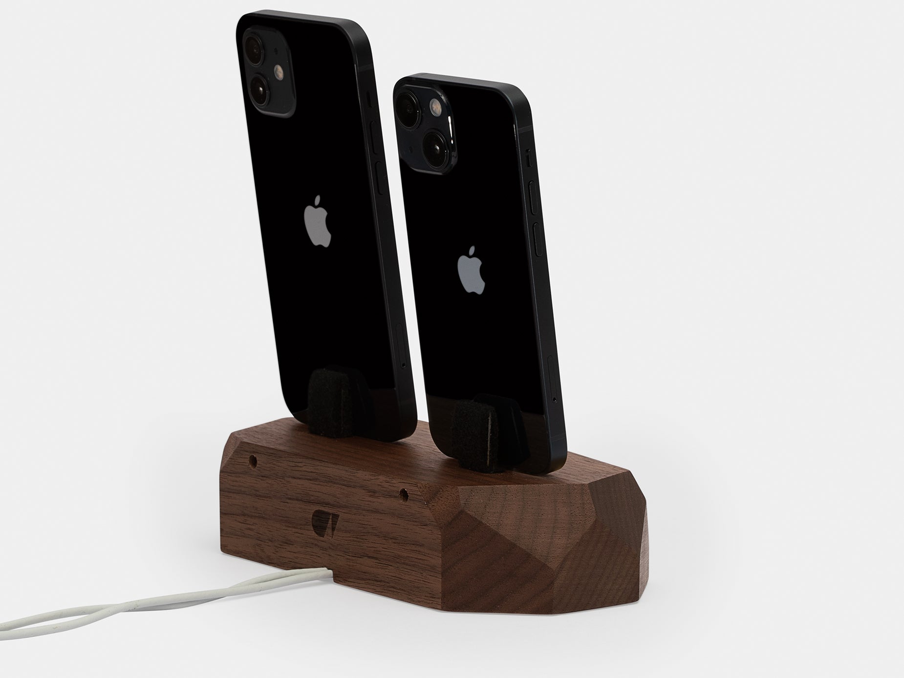 oakywood walnut dual dock two phones charger back view | walnut,