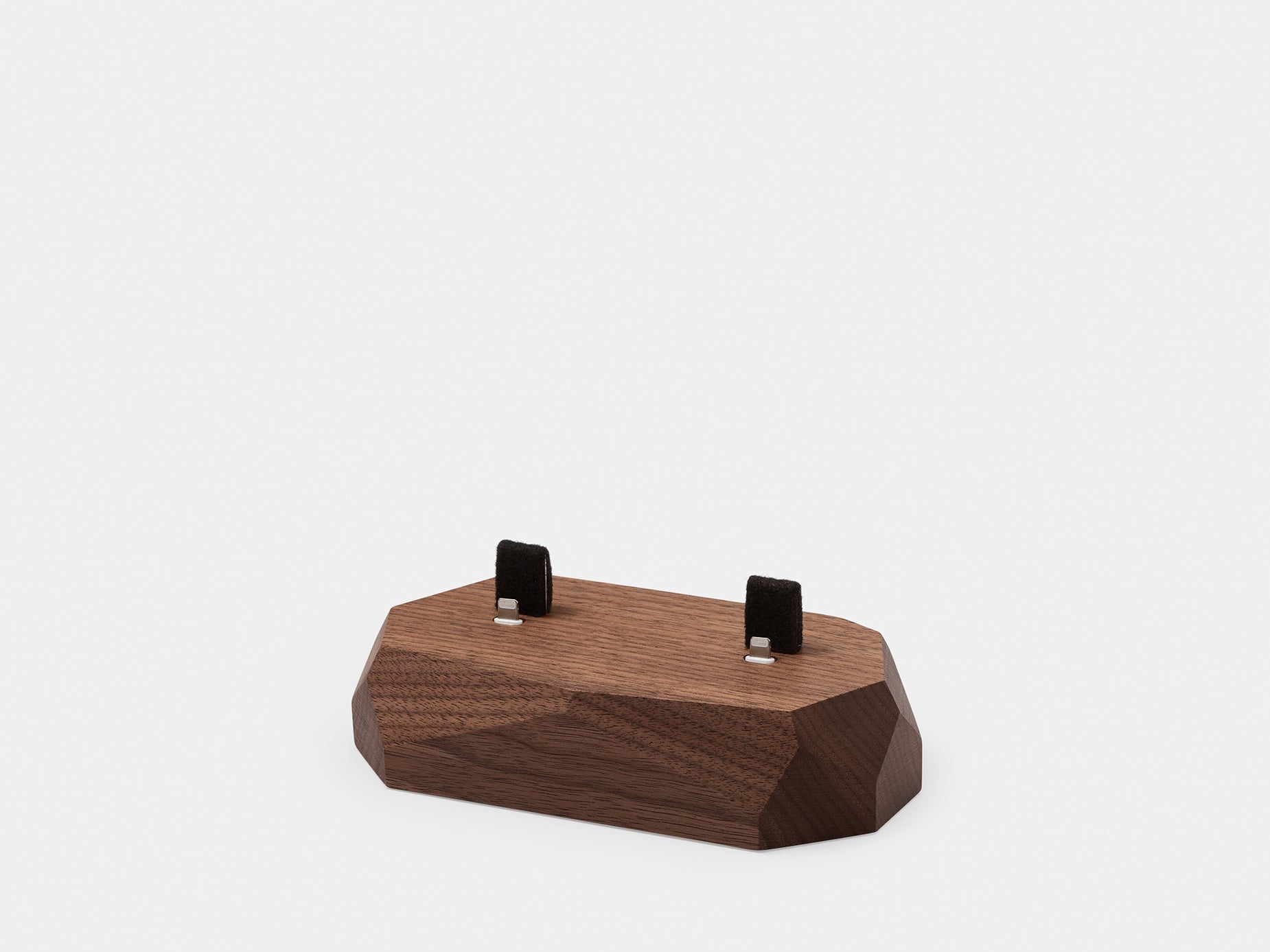 oakywood walnut dual dock two phones charger | walnut, 2x lightning