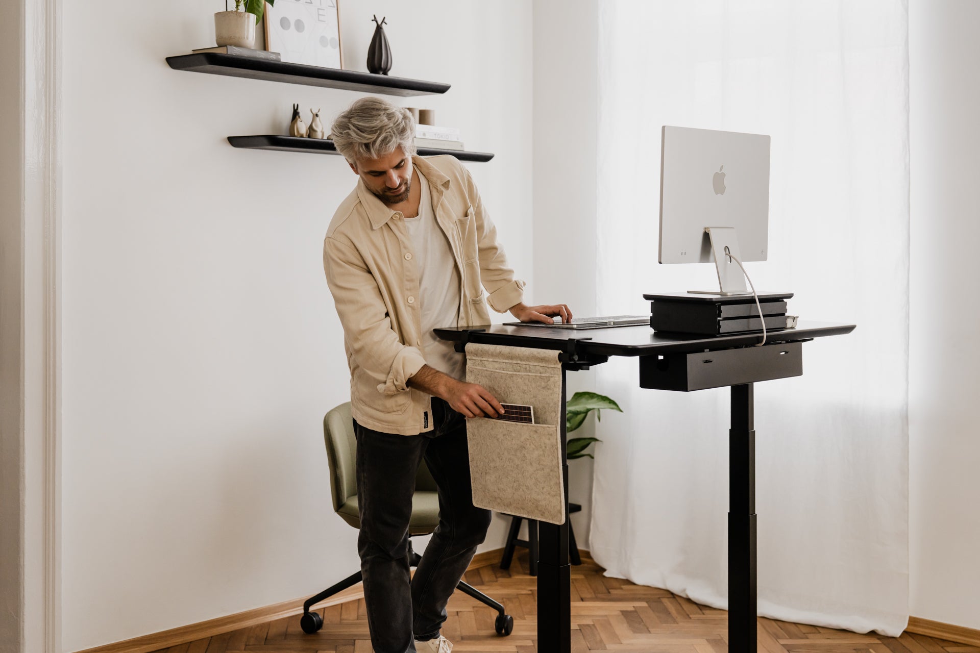 black oak wood oakywood Standing Desk Pro in use | black, , black