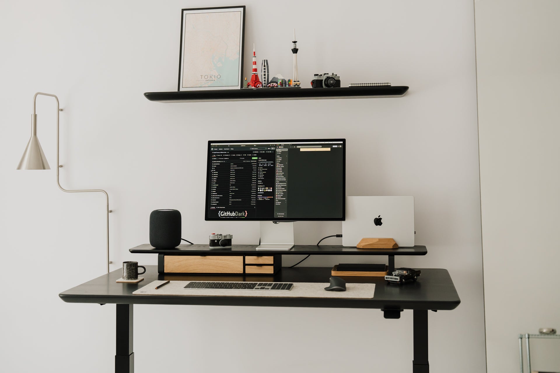 Oakywood Desk Shelf in black | black,