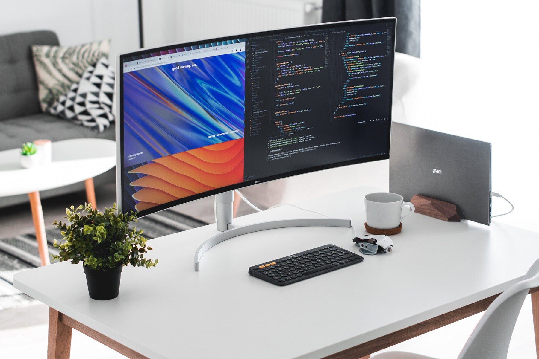 oakywood walnut wooden laptop stand desk setup | walnut