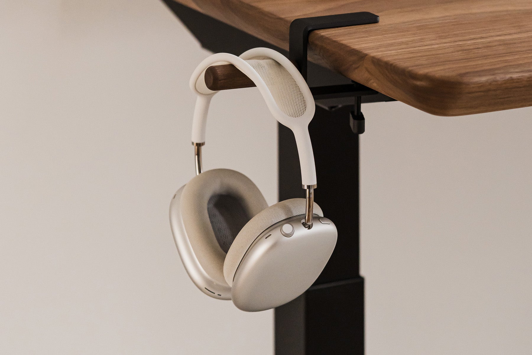 Oakywood Desk-Mounted Headphone Hook – stylish wooden hook providing convenient storage and optimal desk organization | , 