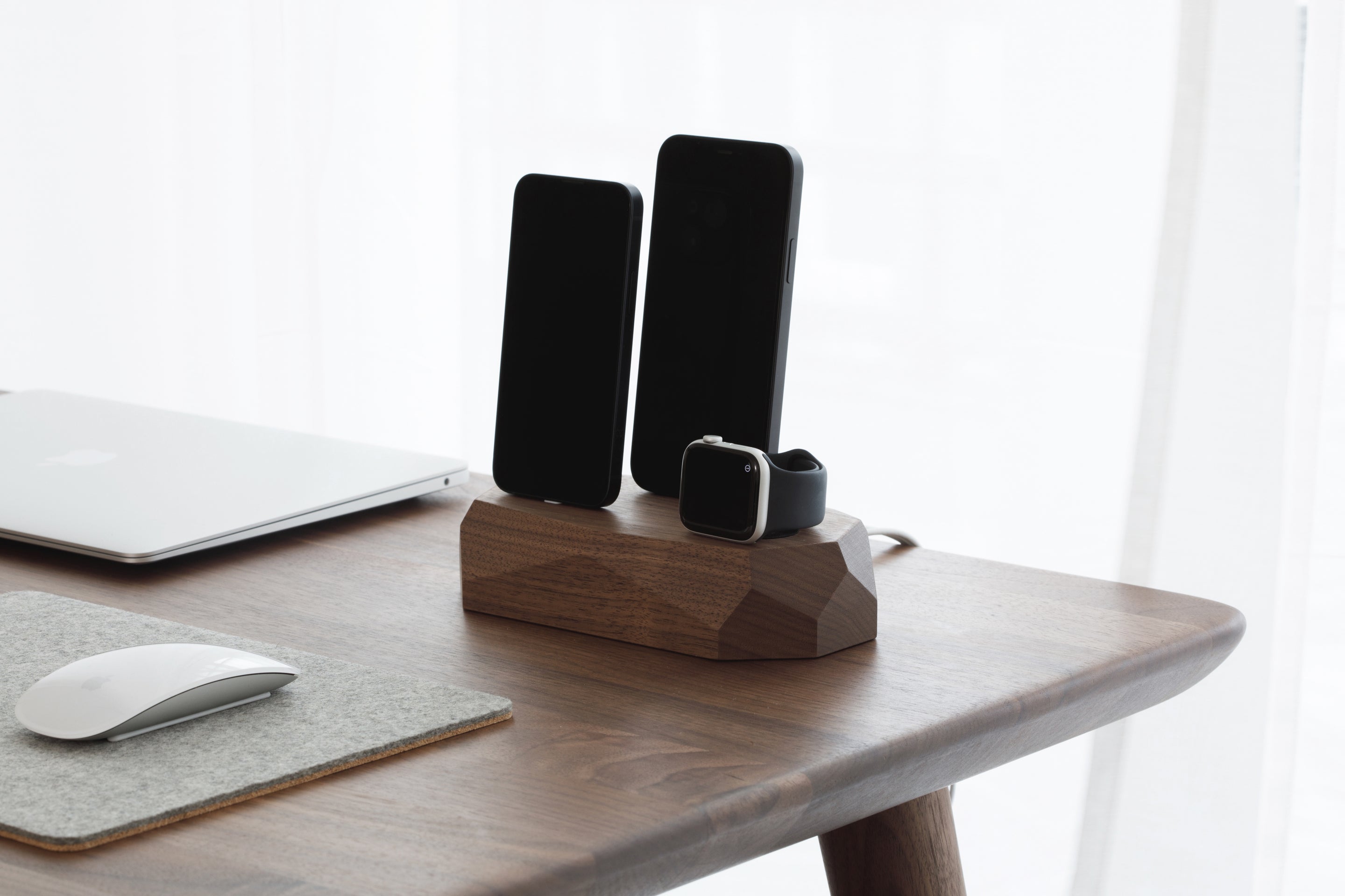 Oakywood Triple Dock in walnut – stylish wooden dock for keeping Apple Watch and other devices powered | walnut,