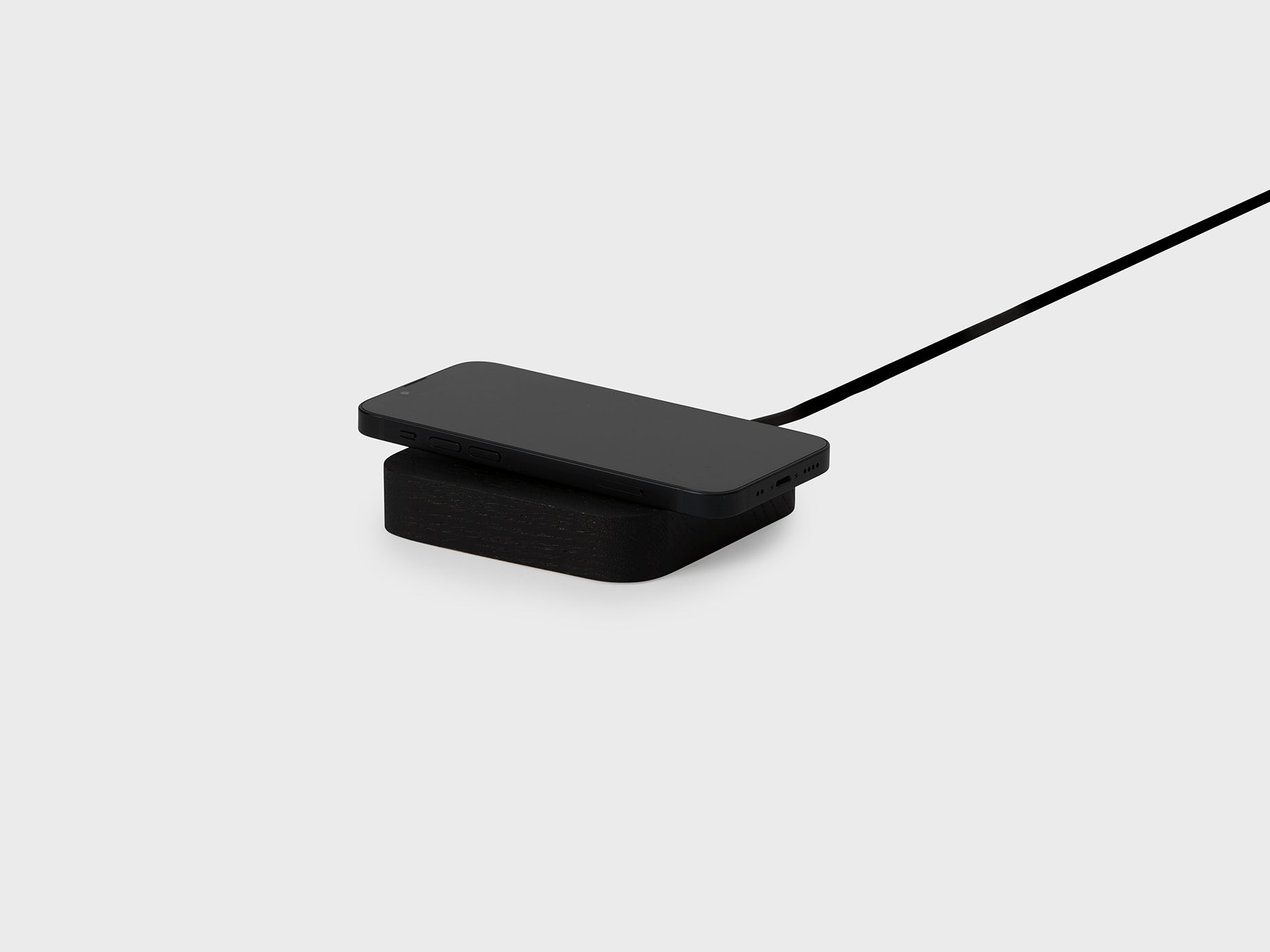 oakyblocks black wooden wireless charger side view | black