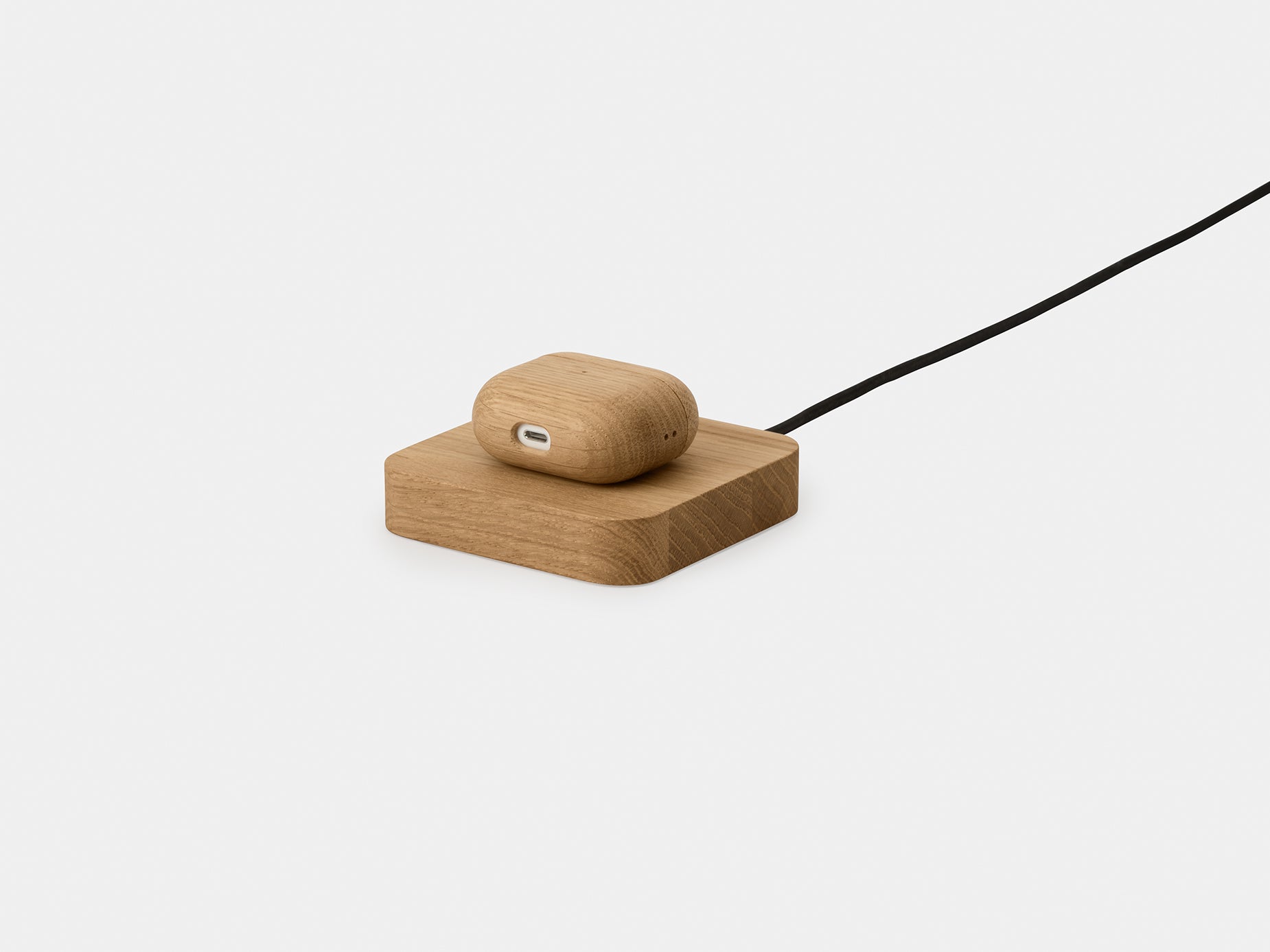 oakyblocks oak wooden wireless charger side view airpods | oak